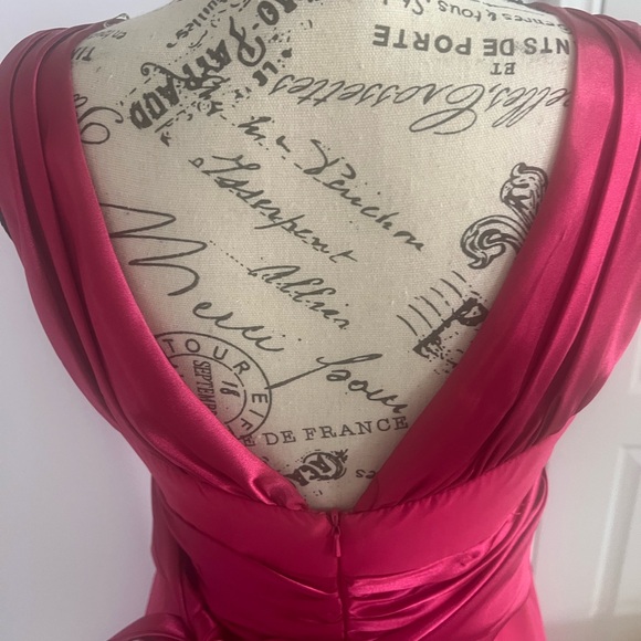 David’s bridal bridesmaid dresses, pink coral color , really cute - Picture 3 of 5